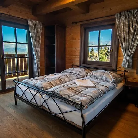 Drevenica Pod Zvonicou *