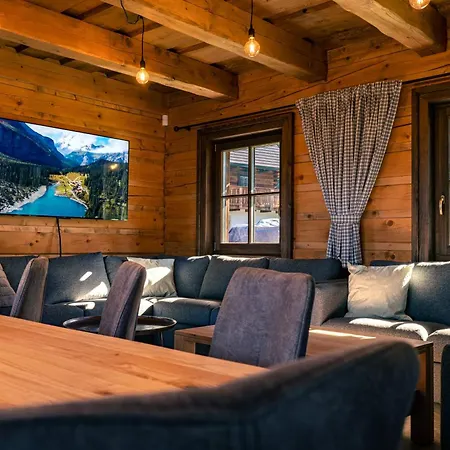 Drevenica Pod Zvonicou