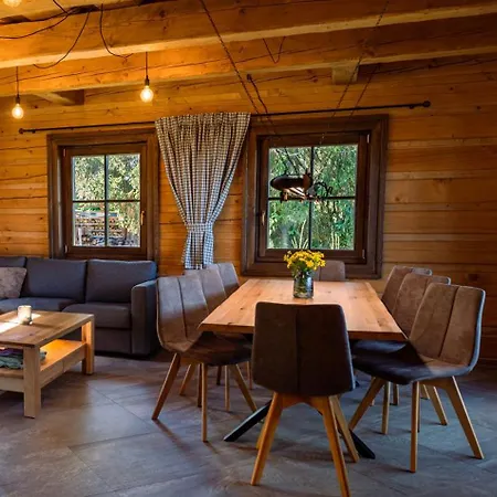 Drevenica Pod Zvonicou Chalet